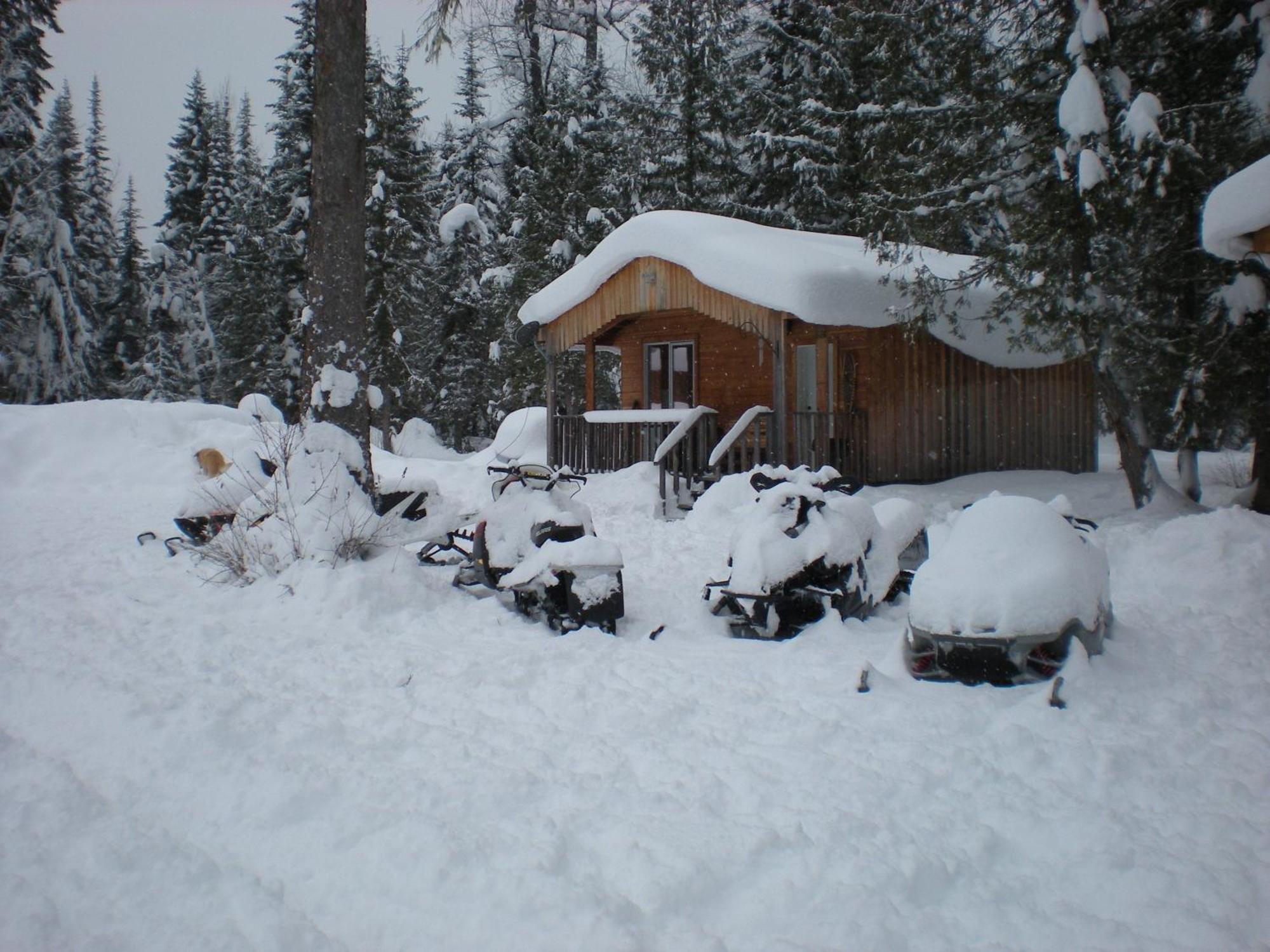 Hotel Bone Creek Wilderness Retreat à Blue River Extérieur photo